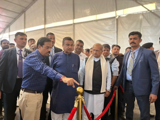 Inspection of Dholera- Ahmedabad Expressway project by Union Minister Sri Nitin Gadkari